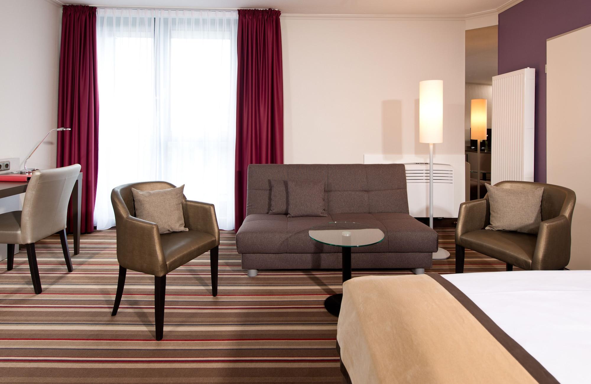 ลีโอนาร์โด้ โฮเต็ล ฮันโนเวอร์ แอร์พอร์ต Hotel Langenhagen  ภายนอก รูปภาพ