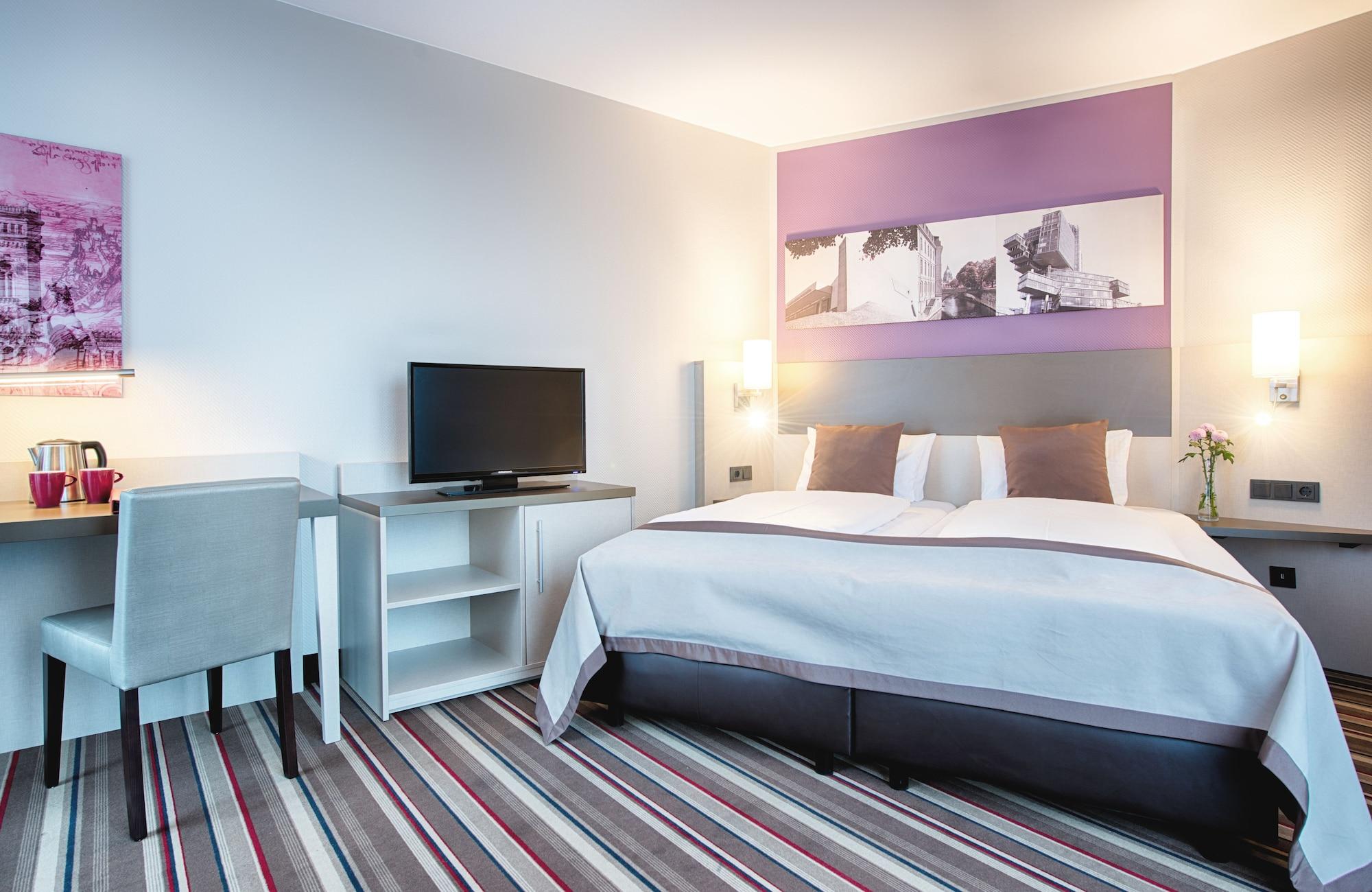 ลีโอนาร์โด้ โฮเต็ล ฮันโนเวอร์ แอร์พอร์ต Hotel Langenhagen  ภายนอก รูปภาพ