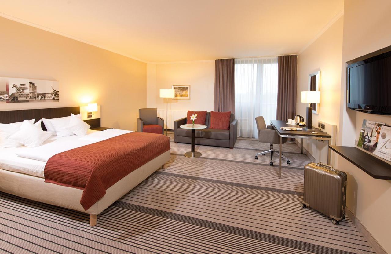 ลีโอนาร์โด้ โฮเต็ล ฮันโนเวอร์ แอร์พอร์ต Hotel Langenhagen  ภายนอก รูปภาพ