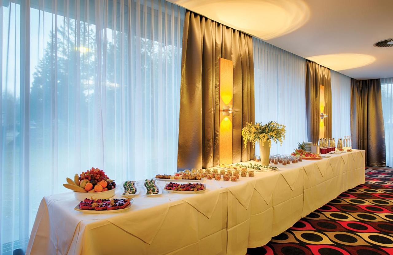 ลีโอนาร์โด้ โฮเต็ล ฮันโนเวอร์ แอร์พอร์ต Hotel Langenhagen  ภายนอก รูปภาพ